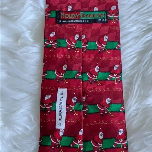 Hallmark Holiday Traditions Golfing Santa Tie - Picture 3 of 5